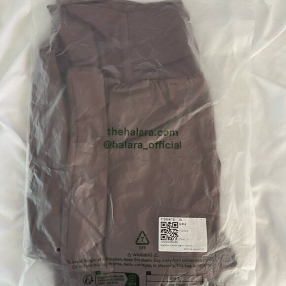 Halara Airy Super High Waisted Cool Touch Yoga Shorts with Pockets - Picture 7 of 7